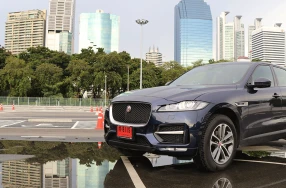 รีวิว Jaguar F-Pace R-Sport พรีเมียมเอสยูวีที่เก็บซ่อนเขี้ยวเล็บสไตล์สปอร์ต!