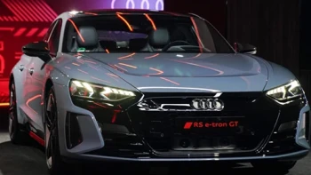 อาวดี้ Audi RS e-tron GT quattro ปี 2021