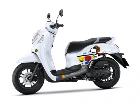 ฮอนด้า Honda Scoopy Snoopy Limited Edition ปี 2021
