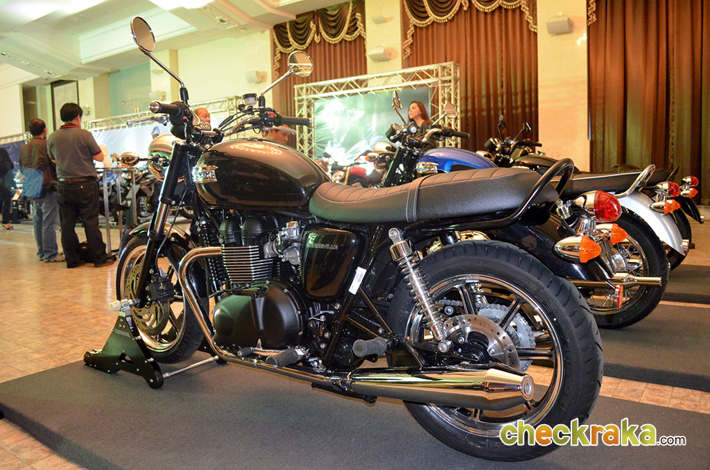 Triumph Bonneville Standard ไทรอัมพ์ บอนเนวิลล์ ปี 2015 : ภาพที่ 11