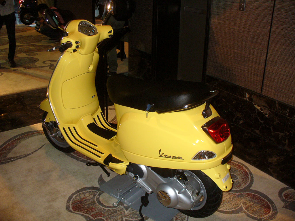 Vespa LX 125 3Vie เวสป้า ปี 2013 : ภาพที่ 15