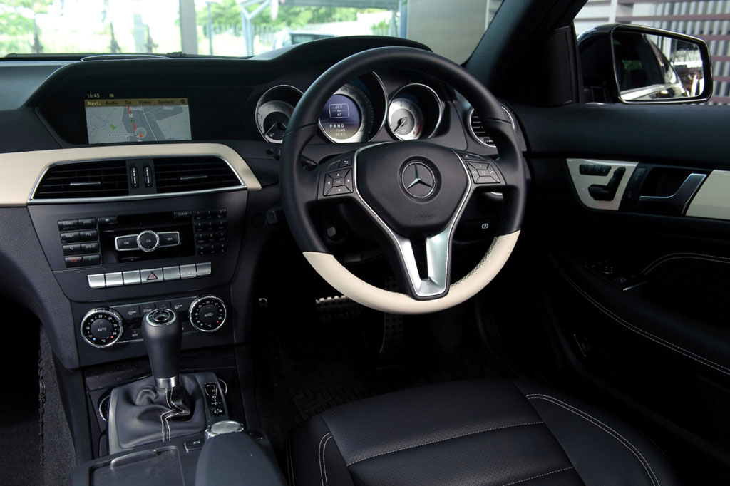 Mercedes-benz C-Class C250 BlueEFFICIENCY Coupe Edition 1 เมอร์เซเดส-เบนซ์ ซี-คลาส ปี 2011 : ภาพที่ 11