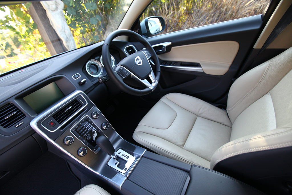 Volvo V60 DRIVe วอลโว่ วี60 ปี 2012 : ภาพที่ 13