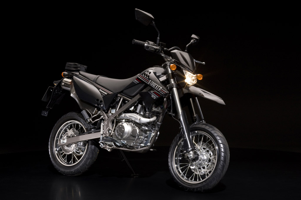 Kawasaki D-Tracker 150 คาวาซากิ ดี-แทรกเกอร์ ปี 2015 : ภาพที่ 4