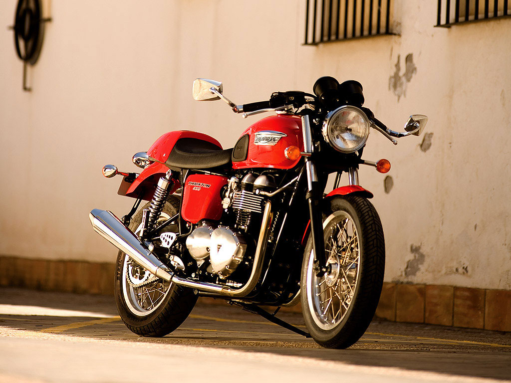 Triumph Thruxton Standard ไทรอัมพ์ ทรัคสตัน ปี 2011 : ภาพที่ 2