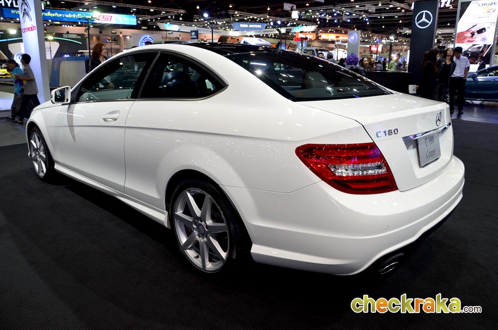 Mercedes-benz C-Class C180 Coupe AMG Plus เมอร์เซเดส-เบนซ์ ซี-คลาส ปี 2012 : ภาพที่ 9