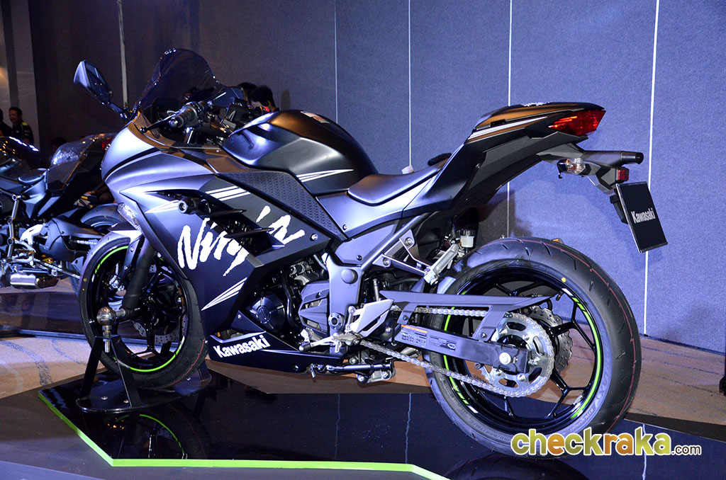 Kawasaki Ninja 300 ABS Winter Test คาวาซากิ นินจา ปี 2016 : ภาพที่ 5