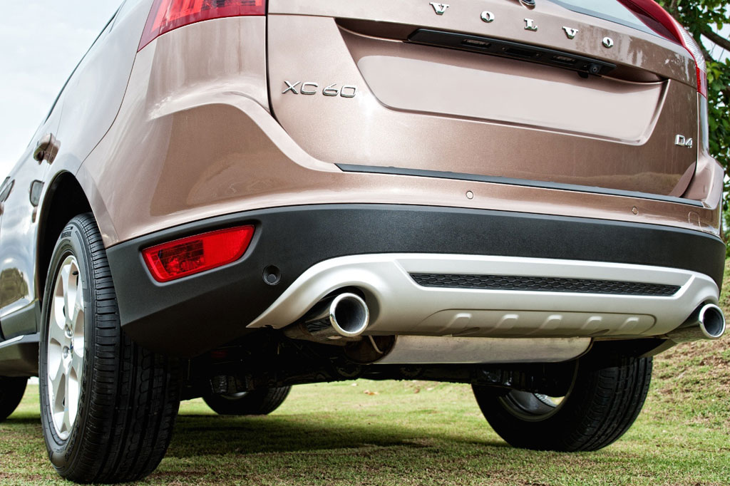 Volvo XC60 D4 6-Pack วอลโว่ เอ็กซ์ซี60 ปี 2013 : ภาพที่ 4