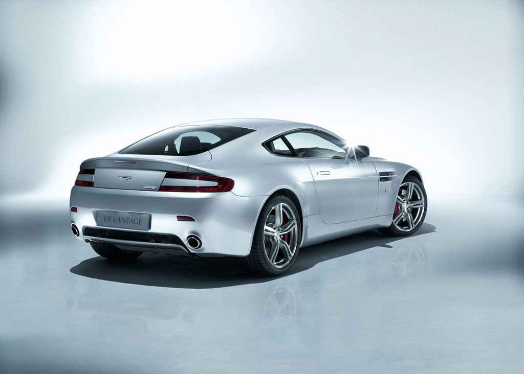 Aston Martin V8 Vantage แอสตัน มาร์ติน วี8 ปี 2008 : ภาพที่ 2