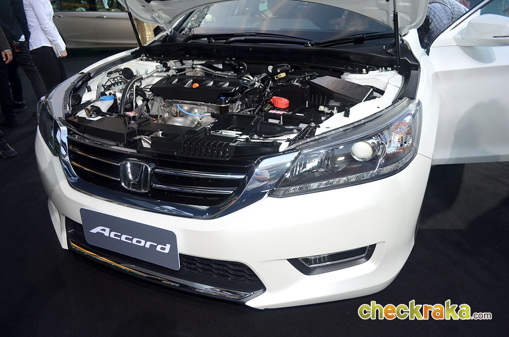 Honda Accord 2.0 EL ฮอนด้า แอคคอร์ด ปี 2013 : ภาพที่ 18