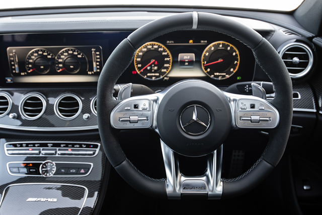 Mercedes-benz AMG E 63 S 4MATIC+ เมอร์เซเดส-เบนซ์ เอเอ็มจี ปี 2018 : ภาพที่ 11