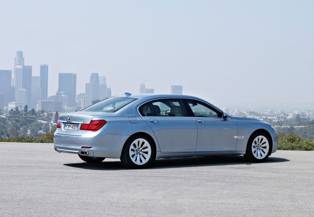 BMW Series 7 ActiveHybrid 7 L บีเอ็มดับเบิลยู ซีรีส์7 ปี 2013 : ภาพที่ 2