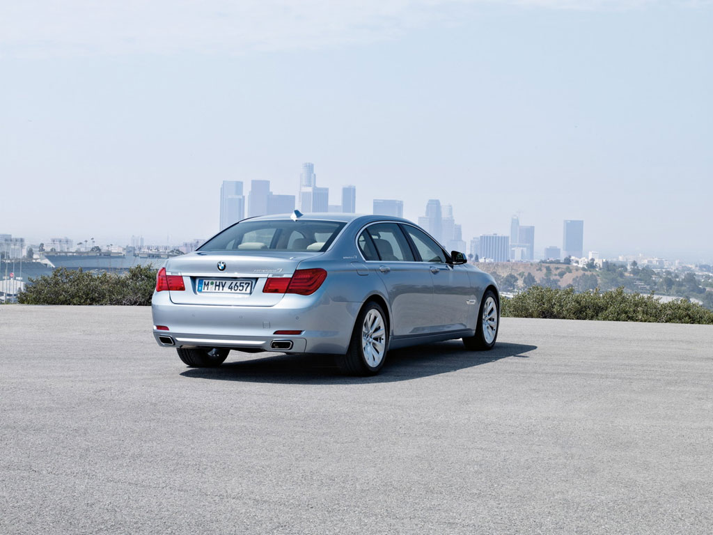 BMW Series 7 ActiveHybrid 7 L บีเอ็มดับเบิลยู ซีรีส์7 ปี 2013 : ภาพที่ 5