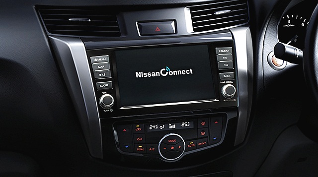 Nissan Navara NP300 Double Cab Calibra E 6 MT Black Edition นิสสัน นาวาร่า ปี 2019 : ภาพที่ 11