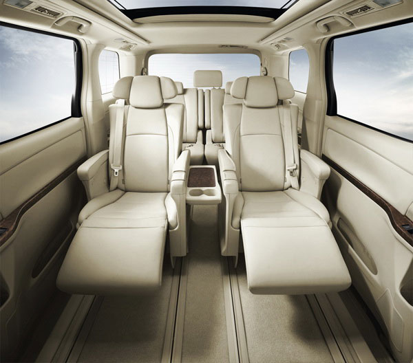 Toyota Alphard Hybrid 2.4 HV โตโยต้า อัลฟาร์ดไฮบริด ปี 2012 : ภาพที่ 11