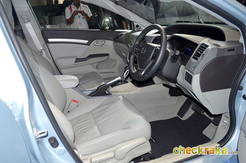 Honda Civic Hybrid Navi ฮอนด้า ซีวิคไฮบริด ปี 2013 : ภาพที่ 15