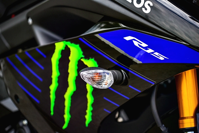 Yamaha YZF-R15 MotoGP Edition MY2019 ยามาฮ่า วายแซดเอฟ-อาร์15 ปี 2019 : ภาพที่ 8