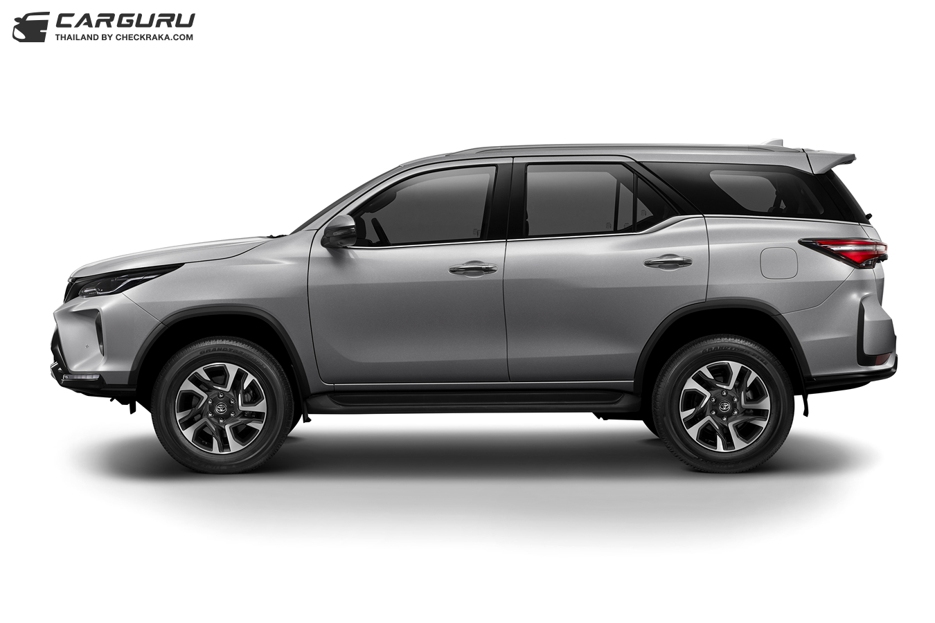 Fortuner. Toyota Fortuner 2020. Тойота фортунер 2021. Новый Тойота фортунер 2020-2021. Fortuner 2020 Facelift.